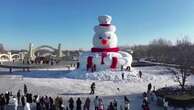 Cina, l'annuale fiera delle sculture invernali di Harbin con i pupazzi di neve giganti