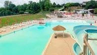Brescia, bambino di 4 anni sfugge ai genitori e cade in piscina: è in gravissime condizioni