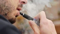 Sigarette, cala il contrabbando “grazie” al Covid, ma è boom delle e-cig illecite