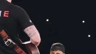 Ed Sheeran condivide il palco con Ultimo e canta in italiano: "Grato per la nostra amicizia"
