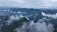 Cina, ponte da 625 metri di altezza supera il test: sarà il più alto del mondo