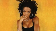 Lauryn Hill in concerto canta davanti a una platea deserta: il ritardo è clamoroso