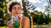 Gli Zoomer italiani tirano la cinghia in cerca del benessere