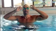 Filippo Magnini balla in piscina e entra nel cast di Ballando: “Milly arrivo”