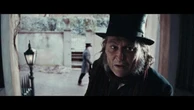 Ebenezer, Johnny Depp diventa Scrooge - Il trailer