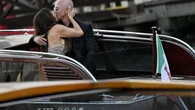 Bezos, il ballo e lo sfogo: “Ferito dalle proteste”. Lady Gaga fa i capricci