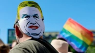 Pride, Orban attacca: “Ripugnante, orchestrato da Ue”. Il Pd: “Indegno e Meloni muta”