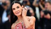 Nostalgia anni Novanta: il ritorno a Cannes di Demi Moore 27 anni dopo il red carpet con Bruce Willis. E Bebe Vio da podio