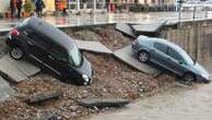 Maltempo a Brescia, strade e sottopassi allagati. Crolla la sponda del Naviglio, le auto finiscono in acqua