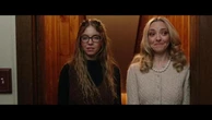"Una di famiglia" arriva il film dal bestseller di Freida McFadden - trailer