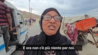 Gaza, la marcia di chi rientra a casa: "Ho dormito in strada con le figlie, attaccate dai cani"