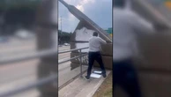 Texas, il senatore Cruz cancella i graffiti anti-Kirk: "Spazzatura piena di odio"
