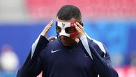 Mbappé è guarito e indossa la maschera tricolore. Deschamps: “Faremo il possibile perché giochi”