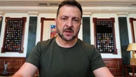 Zelensky: "La Russia continua gli attacchi all'Ucraina prima del vertice"