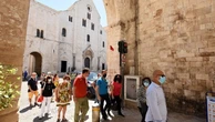 Rallenta la spinta alla ripresa: primo calo, dopo mesi, per la fiducia di imprese e consumatori