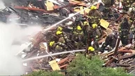 Fuga di gas a Dallas, esplode un condominio: i vigili del fuoco domano il rogo dall'alto