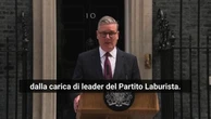 Londra, il primo ministro Starmer annuncia le dimissioni e si commuove