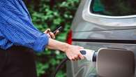 Auto elettriche: cresce l’offerta di nuovi modelli. In 6 anni prezzo medio sceso dell’11% in Europa