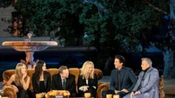‘Friends’, dalla gemella di Phoebe a Courteney Cox incinta, tutti i segreti dietro il divano di Central Perk