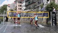 Lubiana, la pallavolo si gioca nel fiume: torna il torneo internazionale sull'acqua