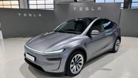Tesla non è più il sogno elettrico degli europei: i potenziali clienti preferiscono Audi e Bmw