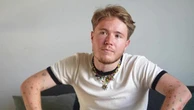 Alfa: "Ho subito bullismo e ne sono uscito con la musica. Con Ed Sheeran ci sentiamo via mail"