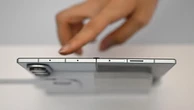 Samsung, il tri-fold arriverà entro il 2025: “Nell’era dell’IA gli smartphone saranno centrali”