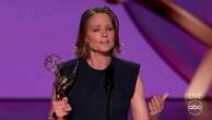 Emmy, premiata Jodie Foster che racconta gli Inuit: 