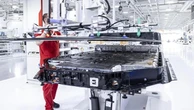Come è fatta la nuova Ferrari elettrica? Alluminio riciclato e un rombo tutto da scoprire