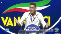 La provocazione di Vannacci: "Siamo la feccia, i figli di nessuno e fierissimi di esserlo"