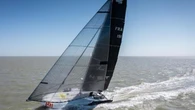 Normandy Channel Race, incidente spaventoso tra una barca a vela in gara e un cargo italiano