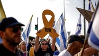 Israele in piazza contro l'occupazione di Gaza e per la liberazione degli ostaggi: diretta da Tel Aviv