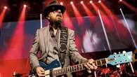 Dave Stewart degli Eurythmics, in concerto a Milano per i 40 anni di Sweet Dreams: “Un successo che emoziona ancora”