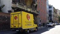 Vertenza Esselunga, fatto l'accordo con i driver che consegnano la spesa: 18 euro in più al giorno