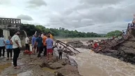 India: crolla ponte nello stato di Maharashtra, i primi soccorsi