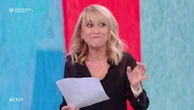 Littizzetto canta e fa il verso a Giuli: "Con un po’ di fantasia siamo tutti ministri della Cultura"