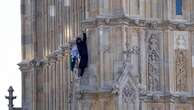 Londra: si arrampica sul Big Ben con la bandiera della Palestina, chiusa l'area