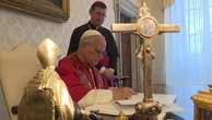 Papa Leone XIV firma l'enciclica "Magnifica Humanitas"