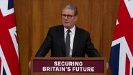 Gb: Starmer, linea dura sull'immigrazione: "Più controlli a ogni livello"