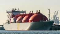 Gnl, la svolta dei terminal galleggianti: costi in picchiata e capacità triplicata al 2030