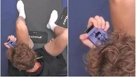 Sinner e la foto della fidanzata Laila Hasanovic come sfondo del cellulare: il video è virale