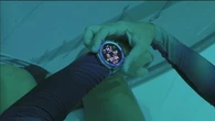 Abbiamo provato l'orologio Huawei che si ispira ai delfini: invia e riceve messaggi anche sott'acqua