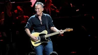Donald Trump contro Bruce Springsteen. E non risparmia neppure Taylor Swift.