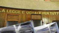 Trieste, perseguita e minaccia per mesi la ex: “Capisco chi commette un femminicidio”. Condannato