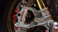 Brembo batte le stime: terzo trimestre positivo, il titolo corre in Borsa