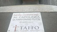 “Non correre, al capolinea arriviamo tutti”. La pubblicità di Taffo in metrò e il dibattito social