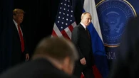 Trump-Putin, niente accordo su Kiev. Donald: “Grandi progressi, sentirò Nato e Zelensky”. Vladimir: “L'Europa non ostacoli la pace”. E lo invita a Mosca