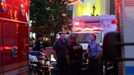 Almeno cinque persone accoltellate alla Penn Station di New York. Fermato l’aggressore