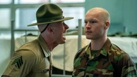 “Boots”, quando “Full metal jacket” diventa queer. La serie sulla storia vera del “marine rosa”