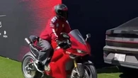 Hamilton in sella alla Ducati: la scelta che ha sorpreso Montreal